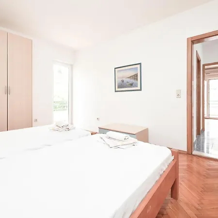 Veljko Guest house Okrug Gornji