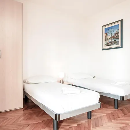 Veljko Guest house *