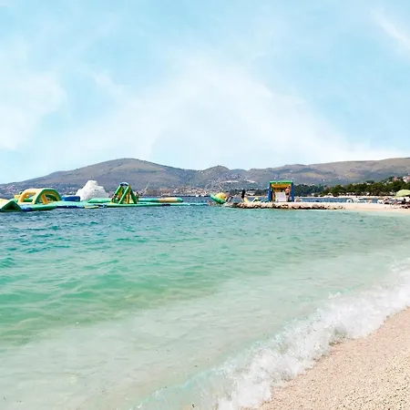 Veljko Πανσιόν Okrug Gornji