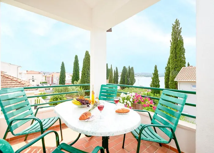 Veljko Гостевой дом 3*